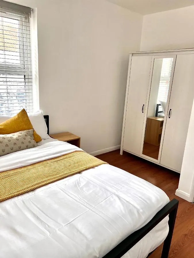 Grey Eagle Apartments Shoreditch London